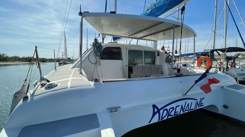 passion 32 catamaran