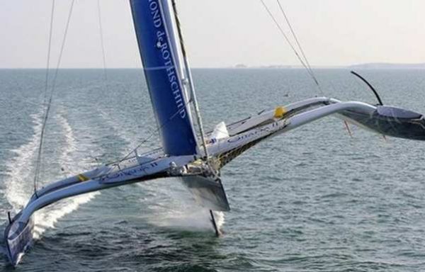 TRIMARAN Ultim GITANA 11 (vendu-sold)