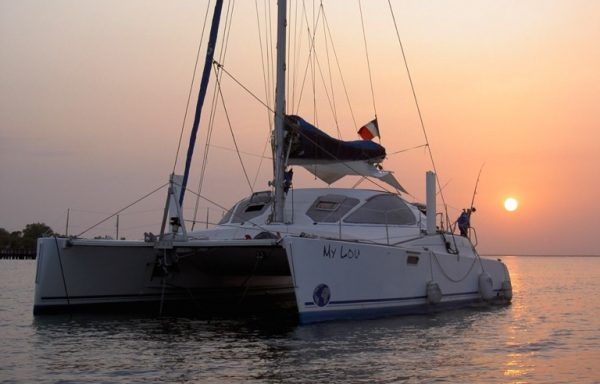 CATANA 381